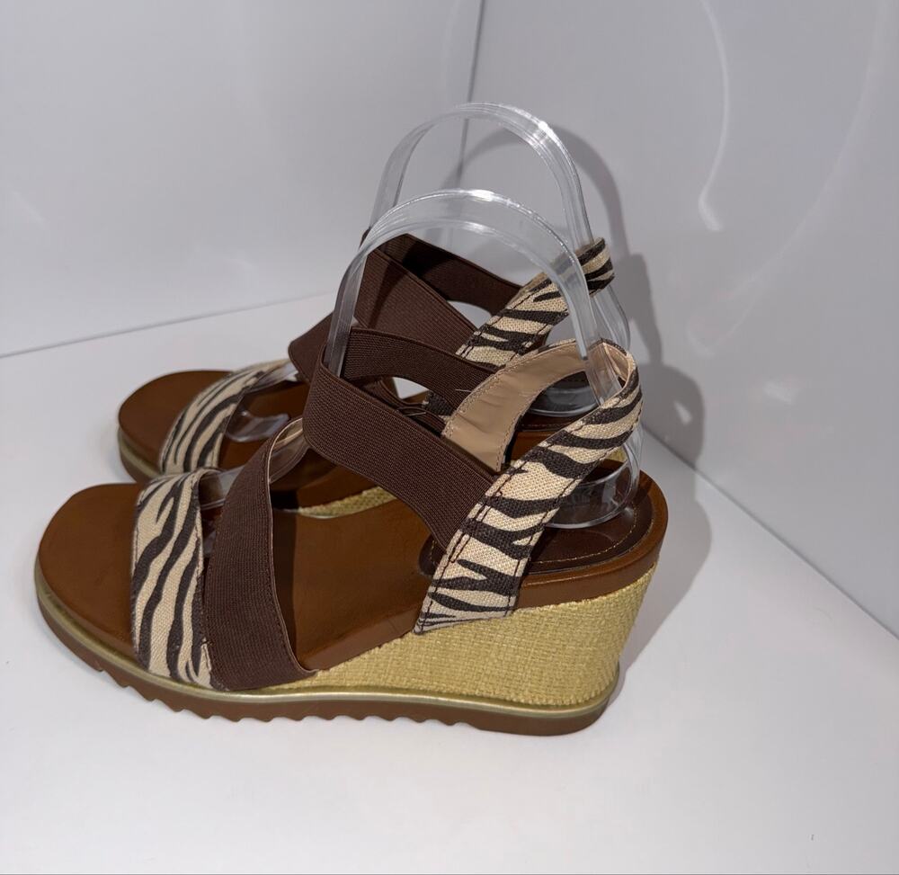 Lucca Lane Delaney Zebra Print Espadrille Wedge Sandals Brown Elastic 8.5M